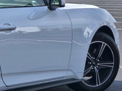 Used 2024 Ford Mustang Coupe RWD image 9