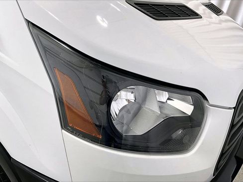 Used 2019 Ford Transit 150 XL RWD image 27