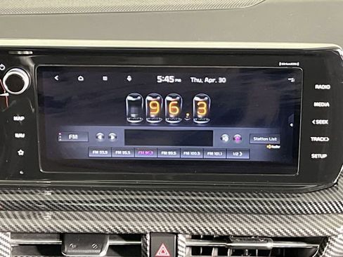 Used 2022 Kia K5 GT FWD image 16