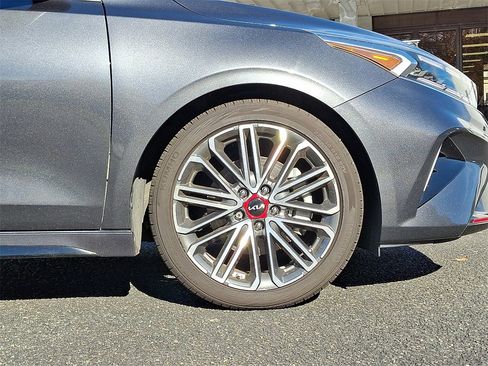 Used 2022 Kia Forte GT w/ GT Technology Package image 8