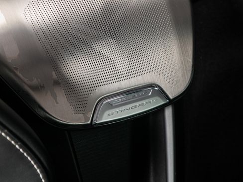Used 2021 Chevrolet Corvette Stingray Preferred Conv w/ Z51 Performance Package image 37