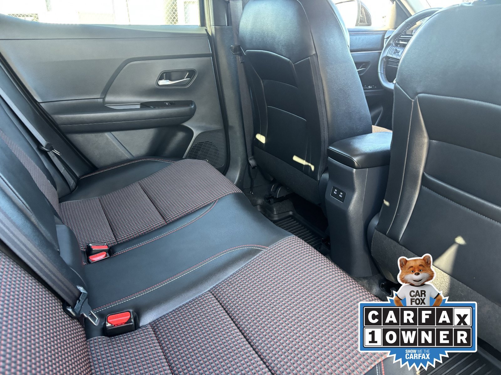 Used 2026 Nissan Kicks SR w/ Cold Weather Package FWD image 14