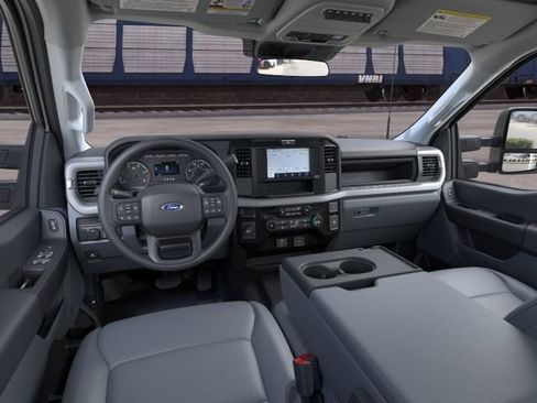 New 2026 Ford F450 2WD SuperCab Super Duty image 9