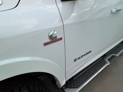 Used 2022 RAM 3500 Laramie RWD image 18