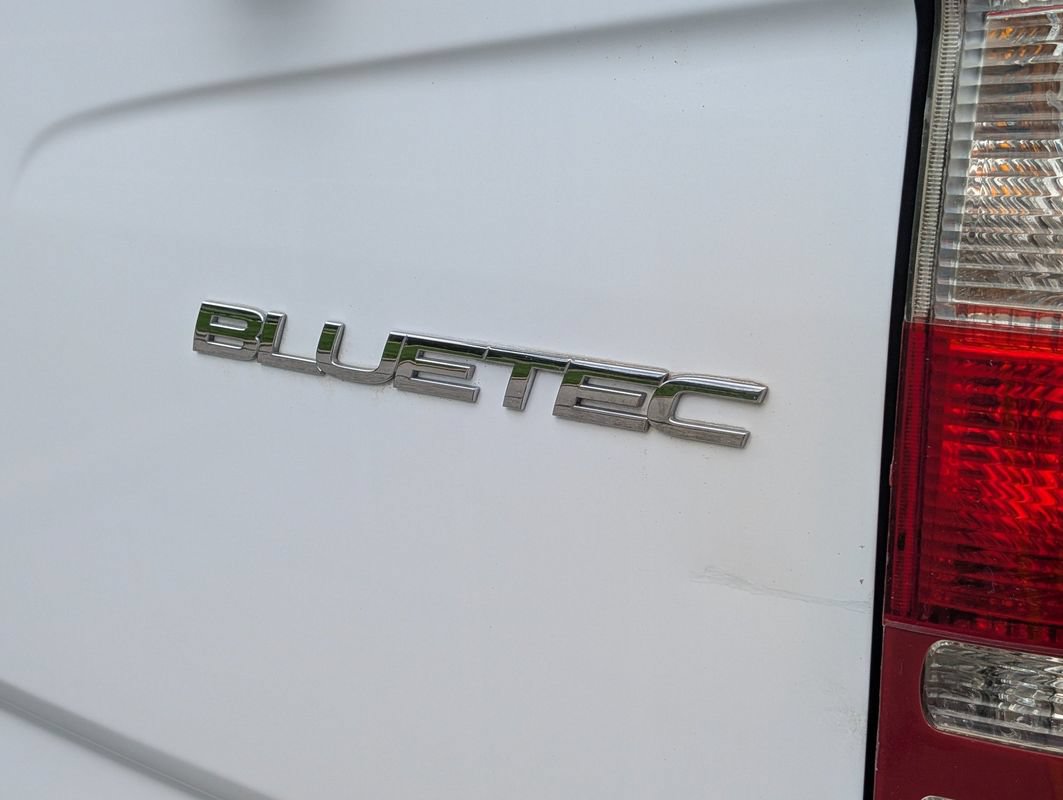 Used 2015 Mercedes-Benz Sprinter 2500 image 34