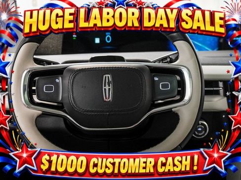 Used 2025 Lincoln Navigator L Reserve AWD/4WD image 18