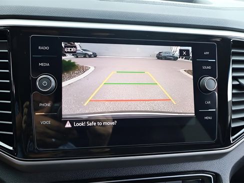 Used 2023 Volkswagen Atlas Cross Sport SE w/ Black Wheel Package image 24