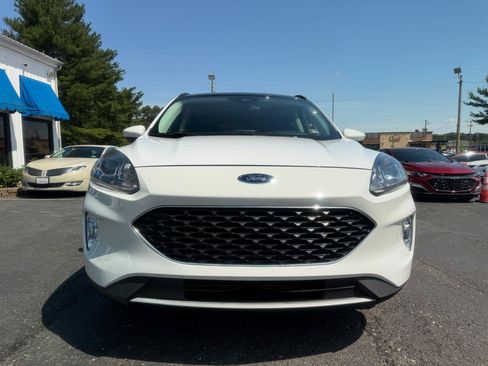 Used 2022 Ford Escape SEL AWD/4WD image 2