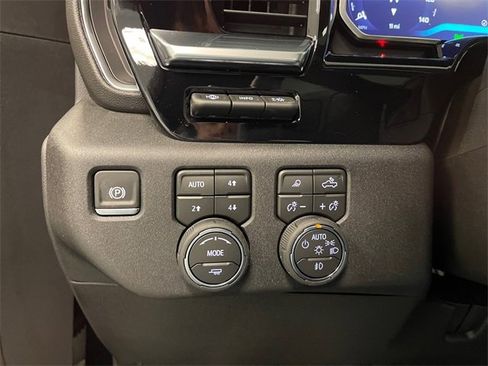 New 2026 Chevrolet Silverado 2500 LTZ w/ LTZ Premium Package image 25