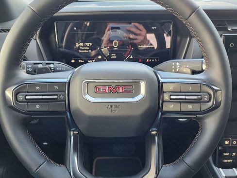 New 2026 GMC Terrain AT4 w/ Convenience Package III image 19