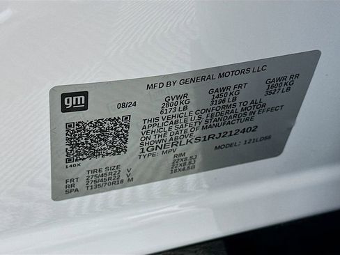 Used 2024 Chevrolet Traverse RS image 34