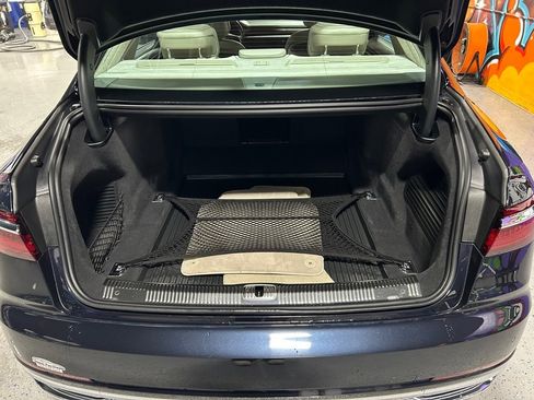 Used 2021 Audi A8 L 3.0T w/ Luxury Package image 9