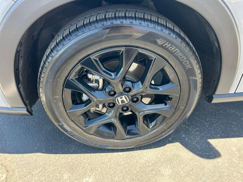 Used 2024 Honda HR-V Sport image 25