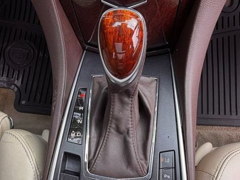 Used 2015 Cadillac SRX Luxury w/ Driver Awareness Package FWD image 23