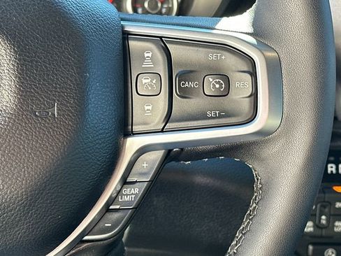 Certified 2025 RAM 1500 Big Horn image 32