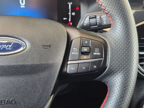 Used 2025 Ford Escape ST-Line Select AWD/4WD image 22