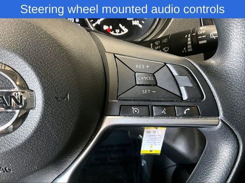 Used 2018 Nissan Rogue S image 15