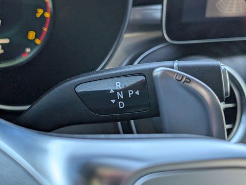 Certified 2022 Mercedes-Benz GLC 43 AMG 4MATIC image 19