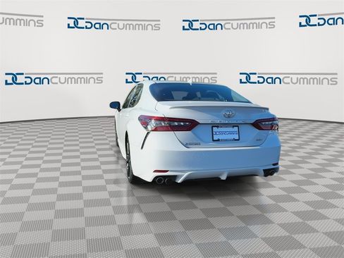 Used 2023 Toyota Camry XSE image 7