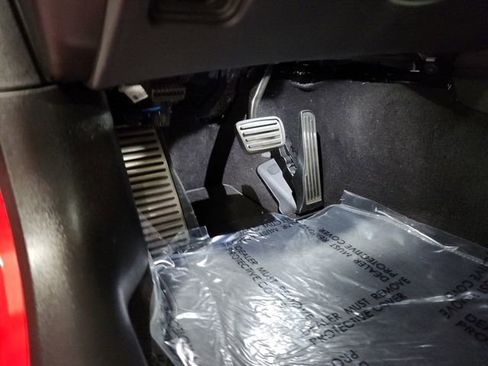 Certified 2024 Chevrolet Corvette Z06 w/ Stealth Interior Trim Package image 31