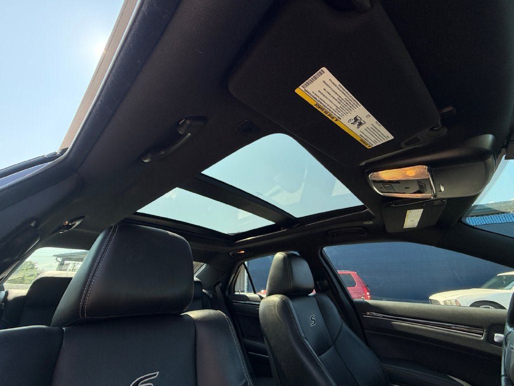 Used 2019 Chrysler 300 S w/ 300S Premium Group AWD/4WD image 28