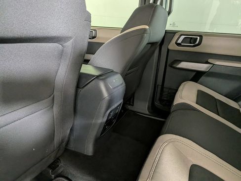 Used 2022 Ford Bronco Wildtrak AWD/4WD image 37