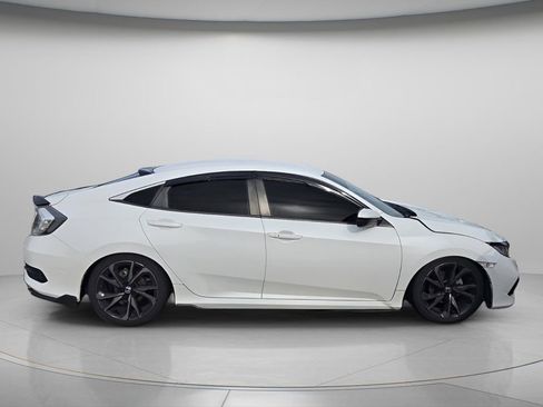 Used 2021 Honda Civic Sport image 3