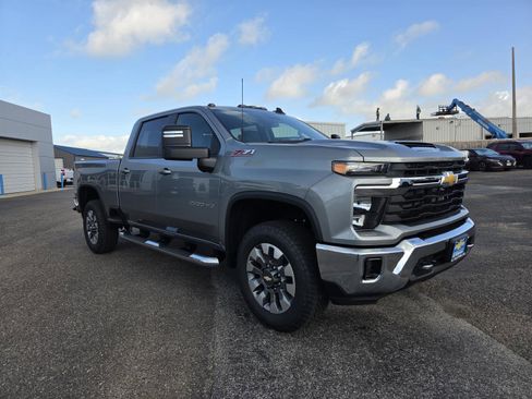 New 2026 Chevrolet Silverado 2500 LT AWD/4WD image 7
