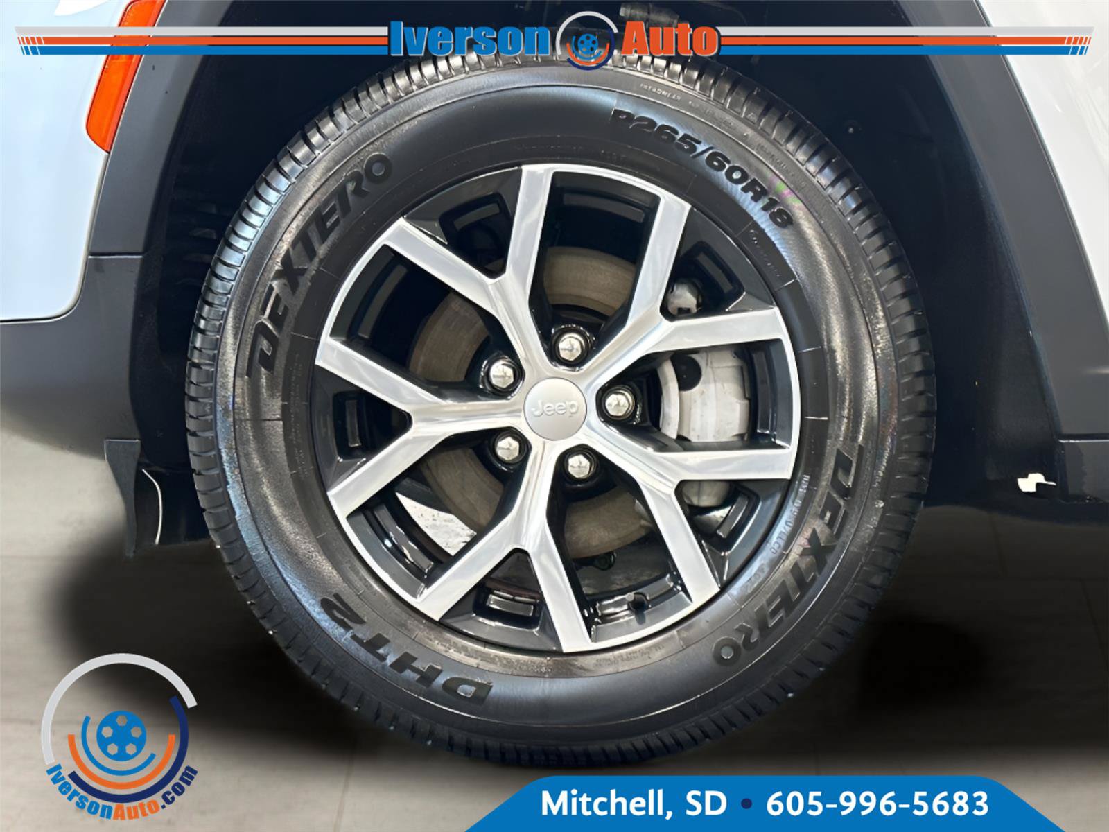Used 2024 Jeep Grand Cherokee Limited AWD/4WD image 14