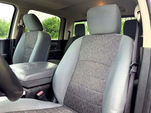Used 2016 RAM 1500 Lone Star RWD image 14