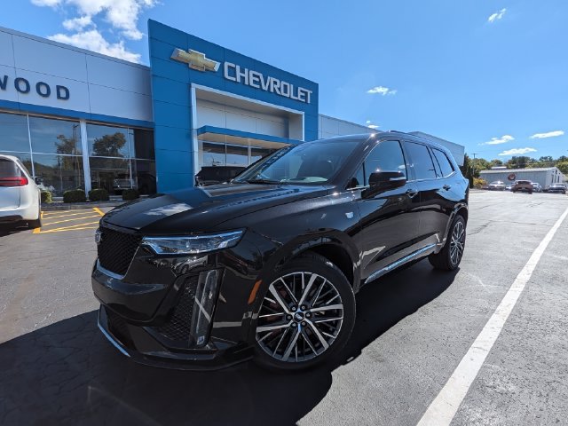 Used 2024 Cadillac XT6 Sport w/ Platinum Package AWD/4WD image 33