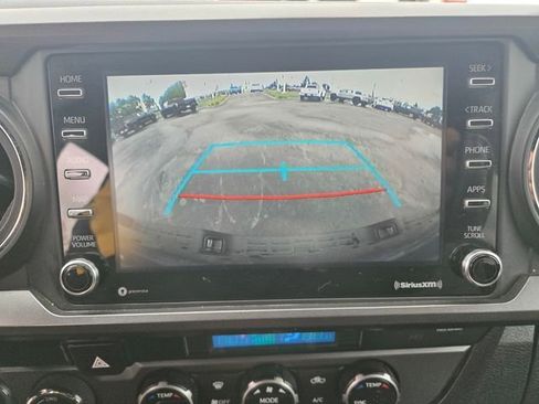 Certified 2021 Toyota Tacoma TRD Off-Road w/ Technology Package AWD/4WD image 14