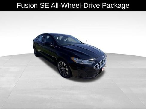 Used 2020 Ford Fusion SE AWD/4WD image 5