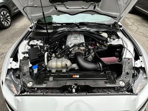 Certified 2021 Ford Mustang Shelby GT500 w/ Technology Package RWD image 21