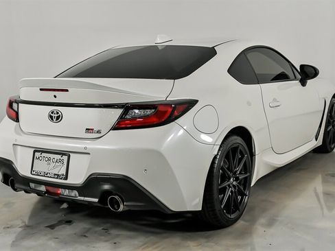 Used 2025 Toyota GR86 Premium w/ ALL Weather Mat Package (TMS) RWD image 10