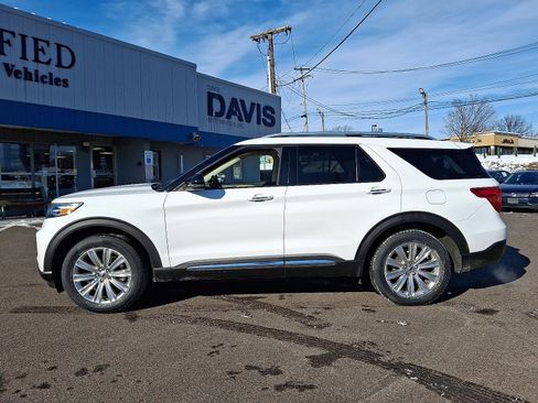 Used 2020 Ford Explorer Limited w/ Class III Trailer Tow Package image 7