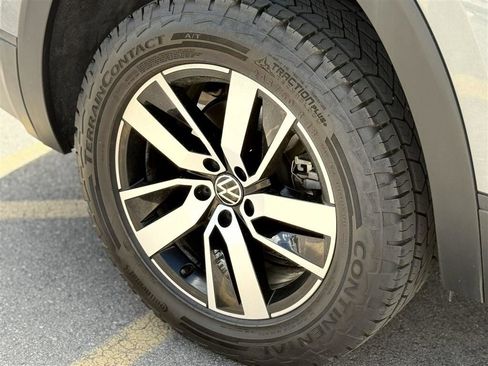 Used 2022 Volkswagen Atlas SE AWD/4WD image 31