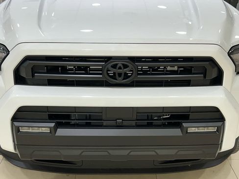 New 2026 Toyota 4Runner SR5 image 4