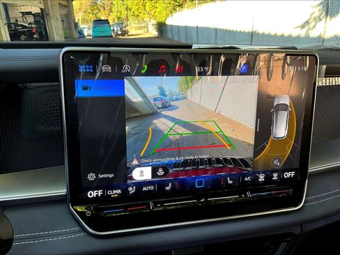 New 2026 Volkswagen Tiguan SE R-Line image 20