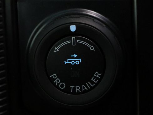 Used 2026 Ford F150 Raptor AWD/4WD image 25