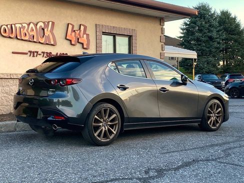 Used 2019 MAZDA MAZDA3 AWD Hatchback w/ Preferred Pkg image 2