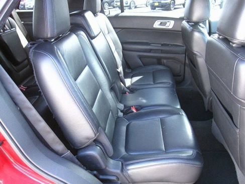 Used 2012 Ford Explorer XLT image 26