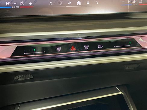 New 2026 BMW 760i xDrive w/ Executive Package image 18