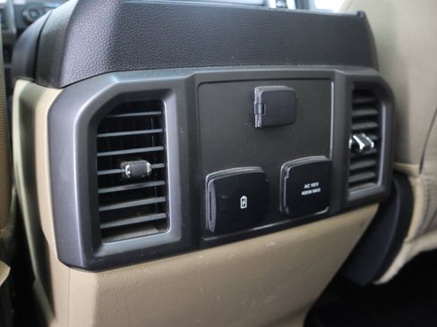 Used 2018 Ford F250 XLT w/ XLT Premium Package AWD/4WD image 41