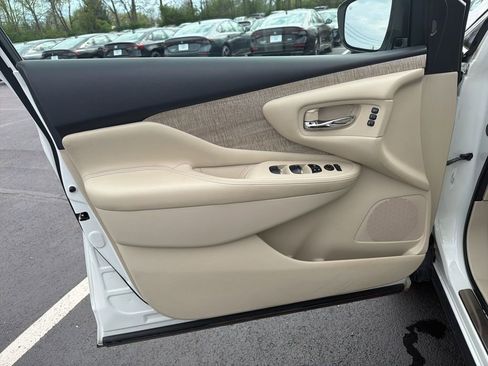 Used 2019 Nissan Murano SL w/ SL Technology Package image 18