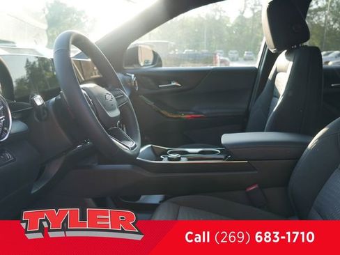 New 2026 Chevrolet Equinox LT w/ Safety and Technology Package AWD/4WD image 33