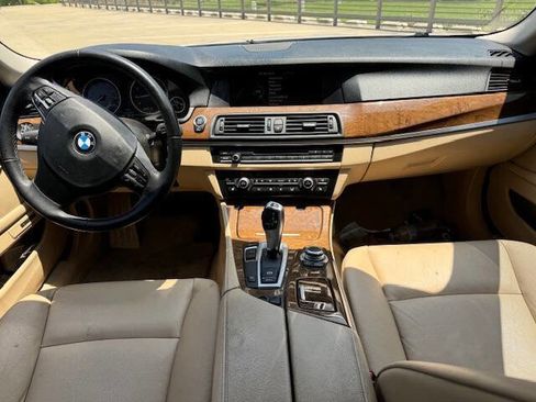 Used 2013 BMW 528i Sedan image 20