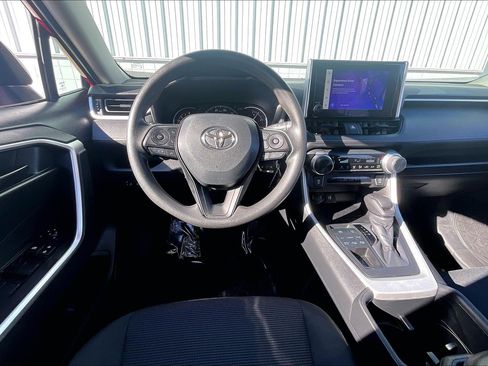 Used 2024 Toyota RAV4 LE image 6