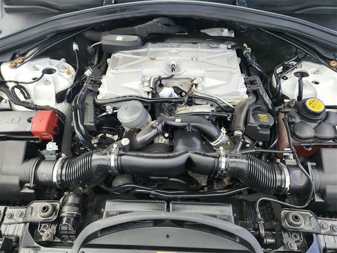 Used 2020 Jaguar F-PACE SVR image 44