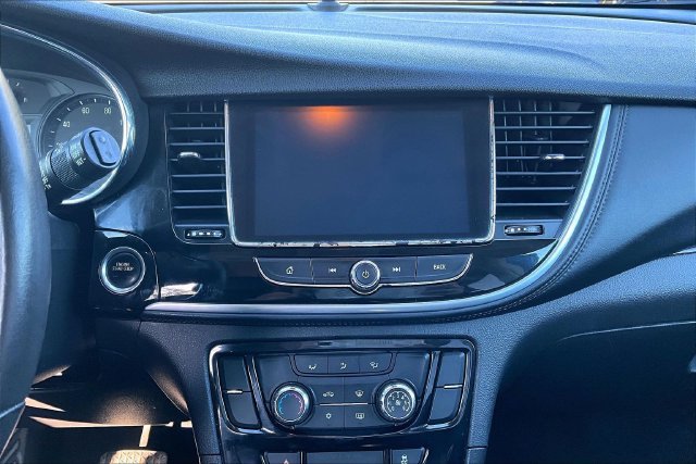 Used 2021 Buick Encore Preferred w/ Safety Package FWD image 9
